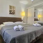 Apartment Perfect *
